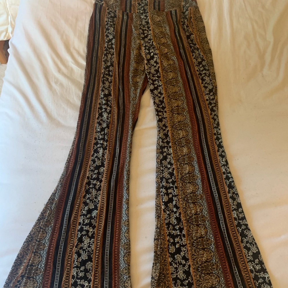 Patterned booty pants
